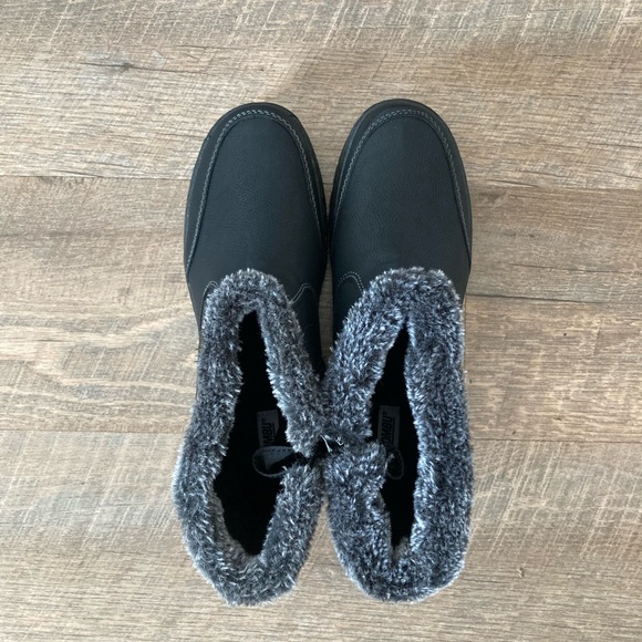 KHOMBU | Addison All Weather Winter Ankle Boots - Picture 4 of 11